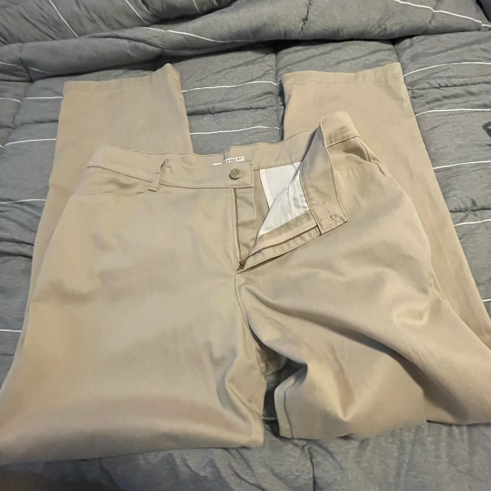 Size 18 Lee relaxed fit khaki pants
